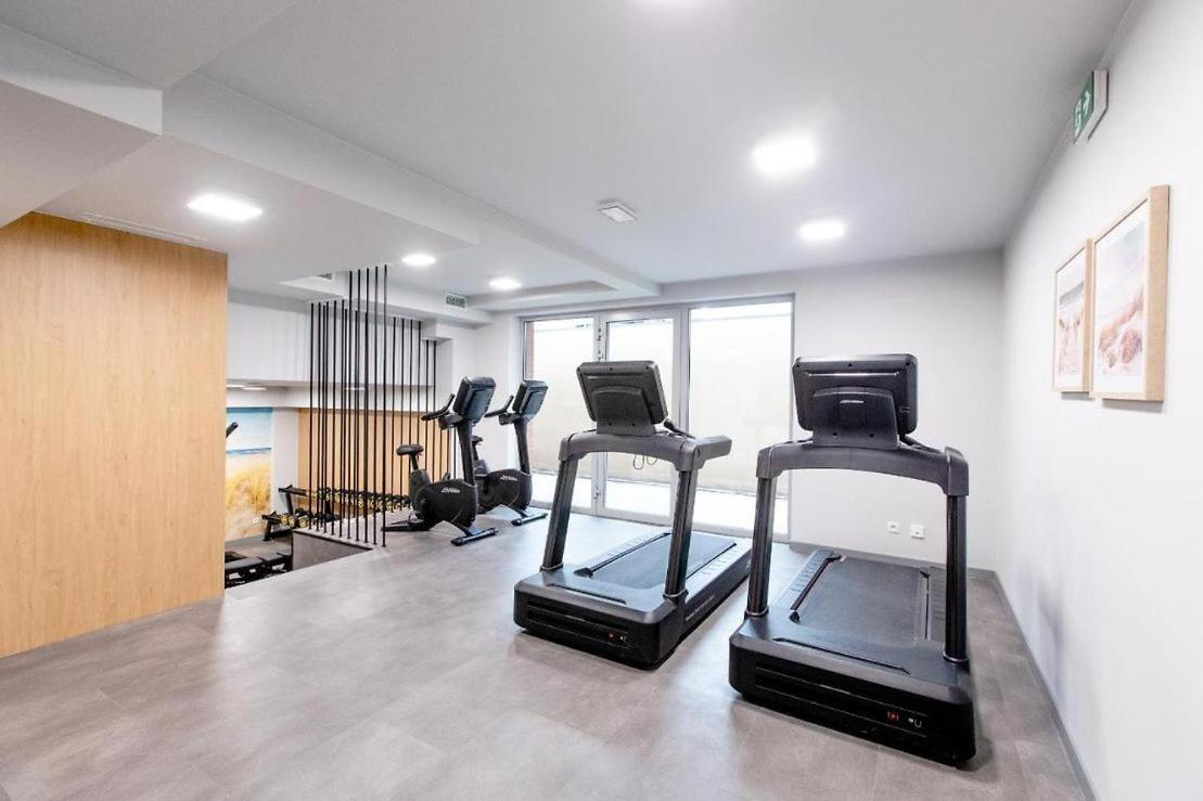 Rewal -2 Bedroom- Premium Baltic Apartment With Spa Access エクステリア 写真