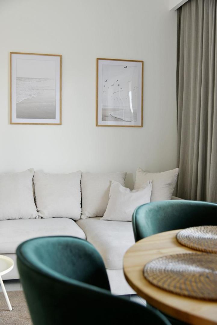 Rewal -2 Bedroom- Premium Baltic Apartment With Spa Access エクステリア 写真