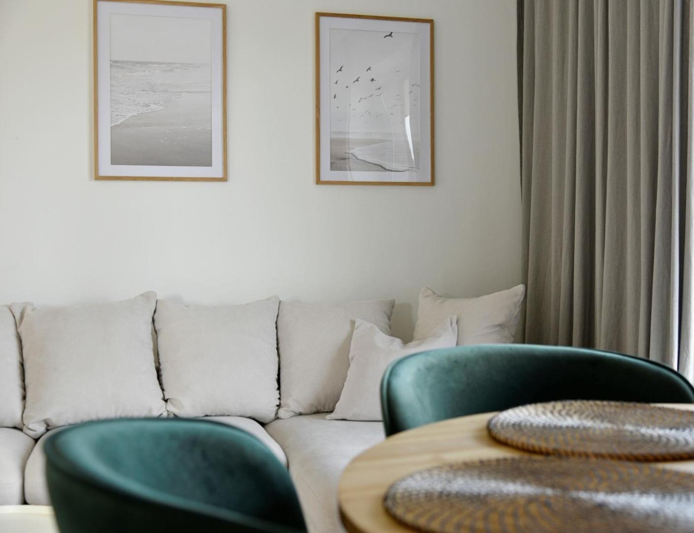 Rewal -2 Bedroom- Premium Baltic Apartment With Spa Access エクステリア 写真